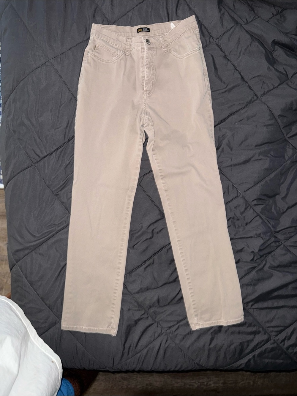 Lee Men's Chinos in Light Tan